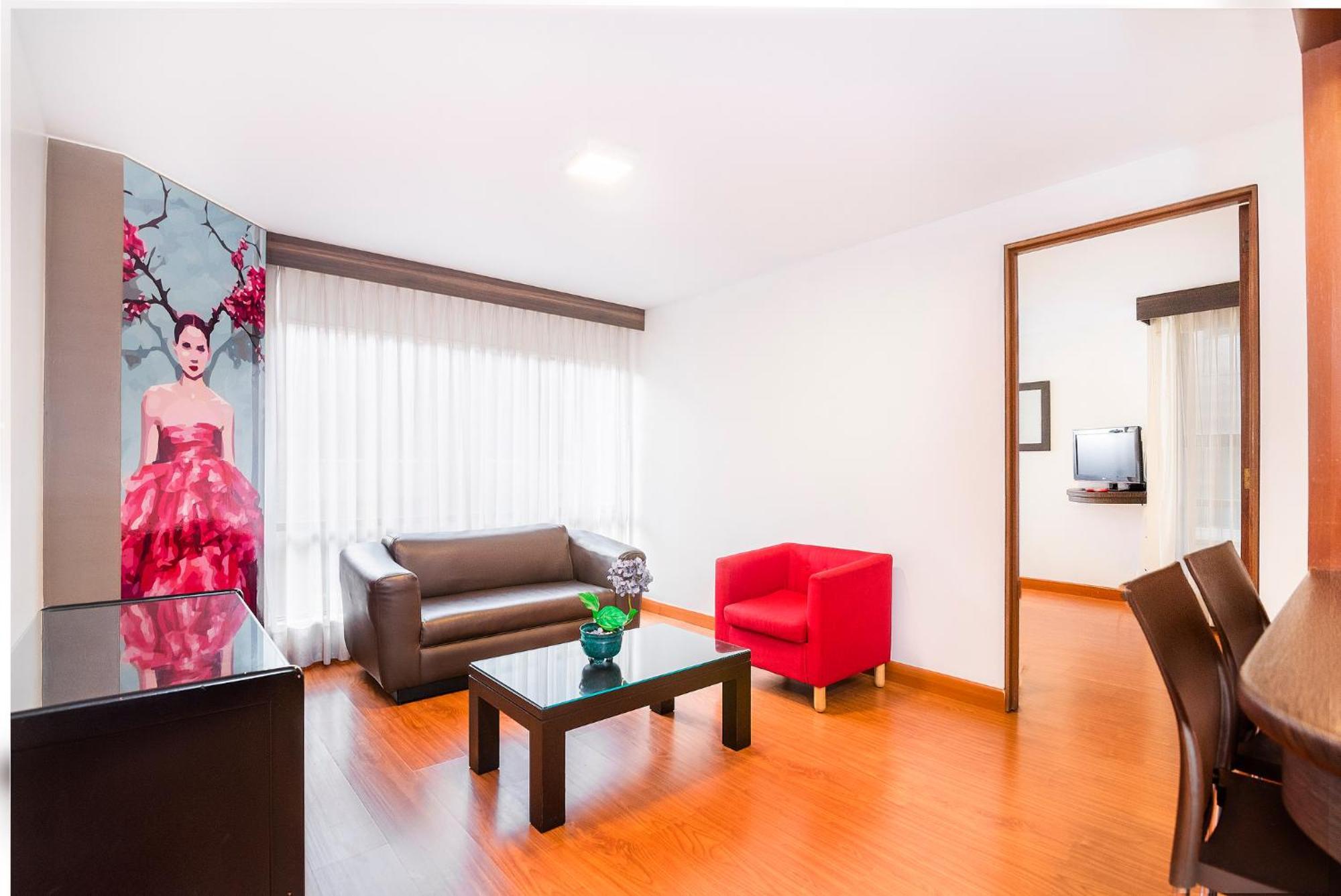 بوغوتا Lloyds Apartasuites Parque 93 المظهر الخارجي الصورة